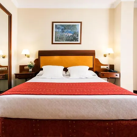 Ξενοδοχείο Gran De 4*