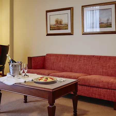 Ξενοδοχείο Gran De 4*