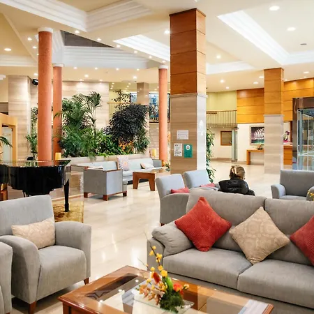 德费罗尔大酒店 费罗尔