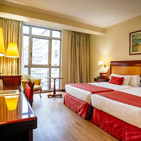 德费罗尔大酒店