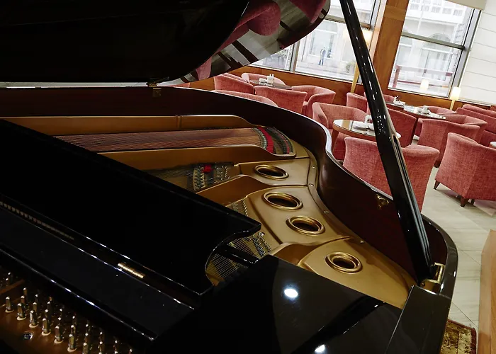 德费罗尔大酒店 酒店 费罗尔